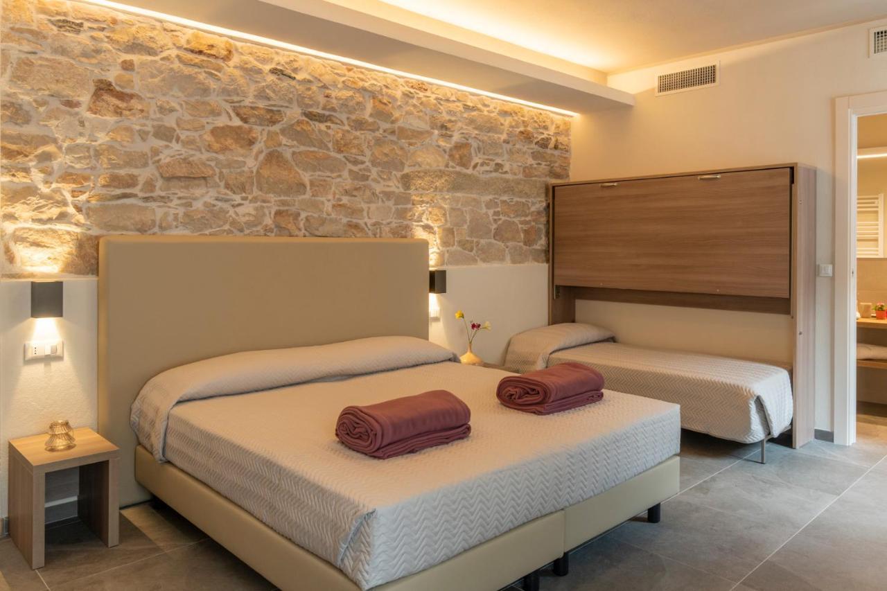 Goloritze Room And Breakfast Baunei Exterior photo